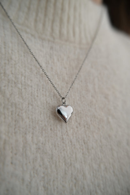 PUFFY HEART NECKLACE